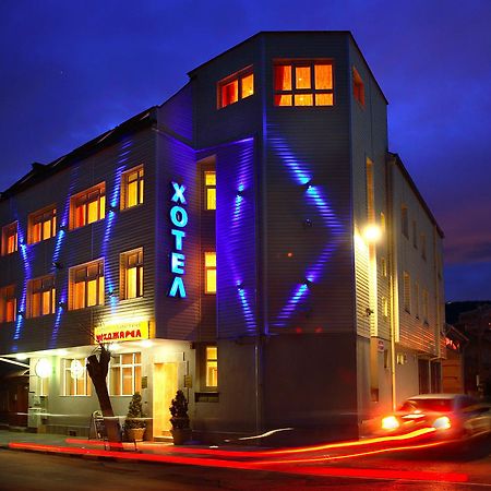 Hotel Mehdjarel Sjumen Eksteriør bilde