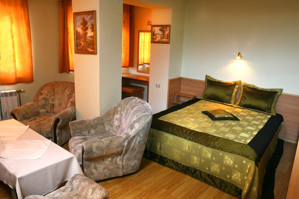 Hotel Mehdjarel Sjumen Rom bilde